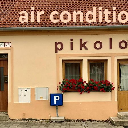 Pikolo - Izby Na Prenajom Hotell Nové Mesto nad Váhom Eksteriør bilde